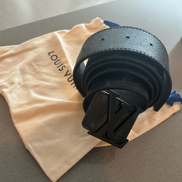 Louis Vuitton 40MM Black Matte Belt - Picture 4 of 7